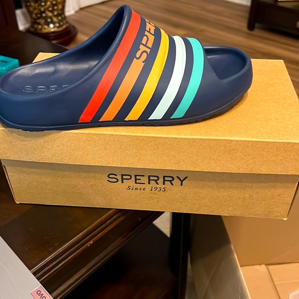 I love these shoes for the beach.  Ordered wrong size.